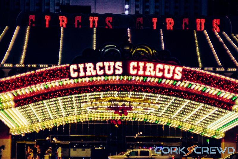 Illustration for article titled Photos from One Night in Las Vegas